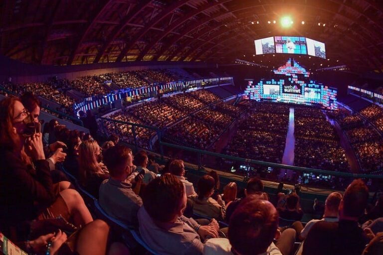 Web Summit reaches full capacity at 71,033